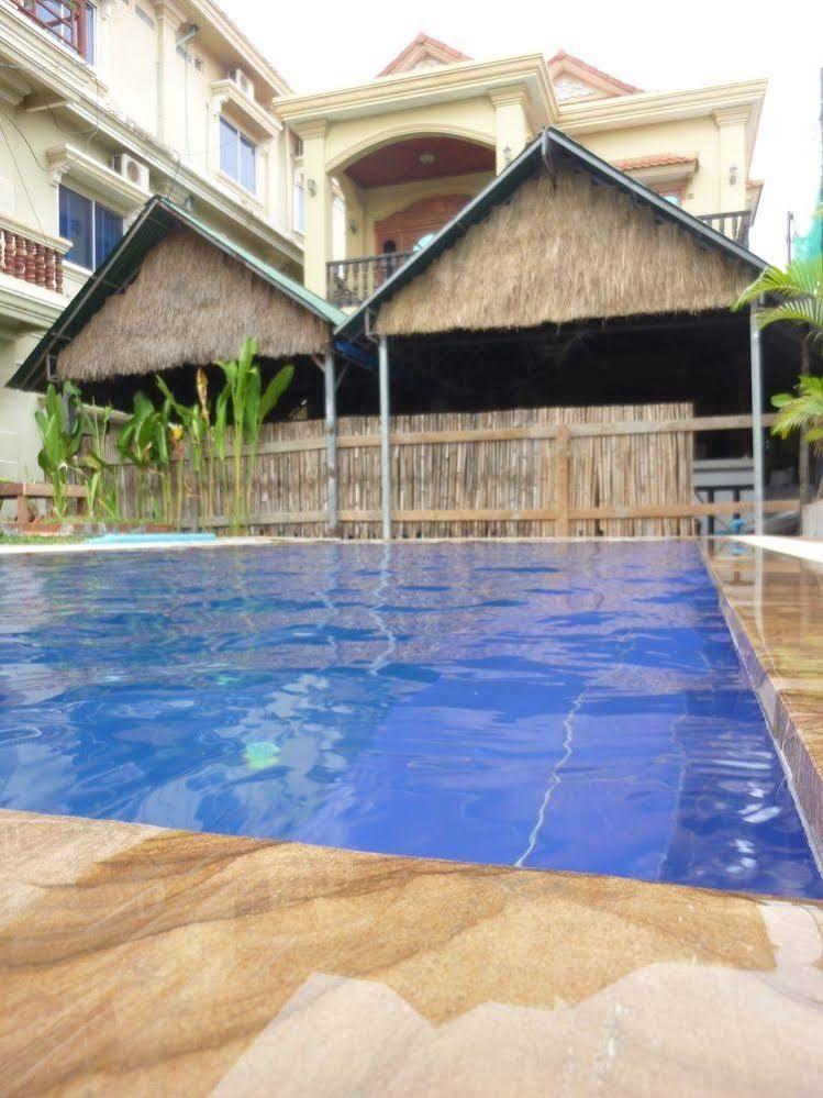 Angkor Reas Guesthouse Siem Reap Buitenkant foto